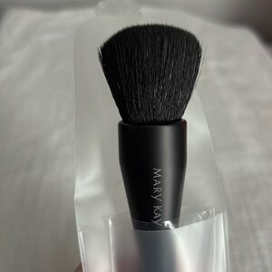 Mary Kay Powder Foundation Brush NEW